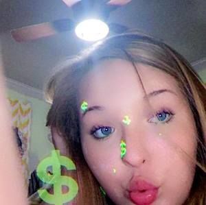 Meet your Posher, Gracie